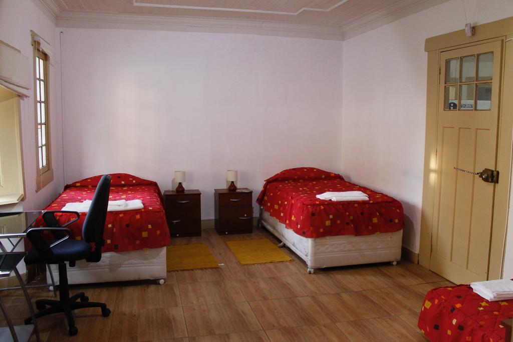 Casa De Academicos Hotel Santiago Buitenkant foto